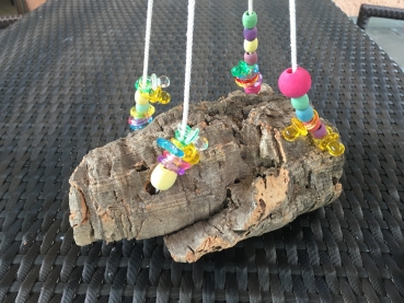 Korkschaukel Sam - Korkschaukel mit Holz Elementen und Acryl