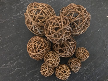 Schredderbälle Set mit 10 Bällen S-M-L  Pack Naturfarben