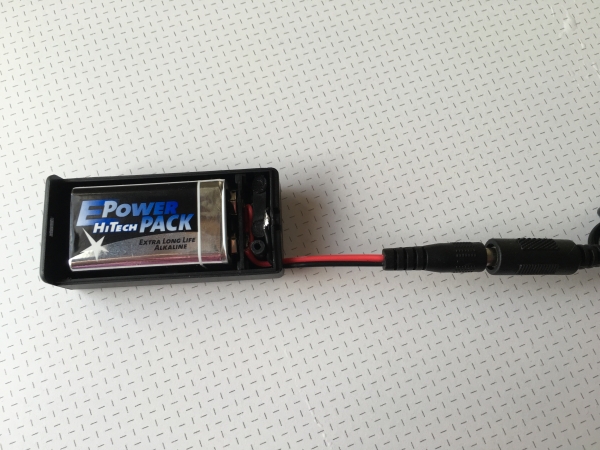 Vogelbad mit Dusche - Powerbank